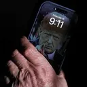 $9:11 Trump Wallpaper